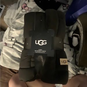 UGG Corey Reversible Throw Blanket